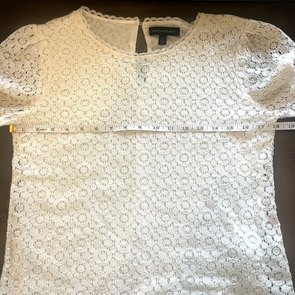 Banana Republic Ivory Lace Bell Sleeve Blouse Size Small - Picture 4 of 12